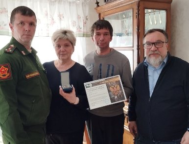 СМИ о нас: Семь семей погибших на СВО героев из Пучежского и Юрьевецкого районов первые в России получили памятные наградные жетоны